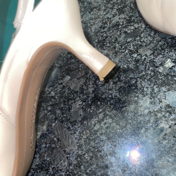 Paul Green Rio Heel Biscuit Leather Pointed Toe Kitten Slingback Beige Size 8.5 - Picture 6 of 8